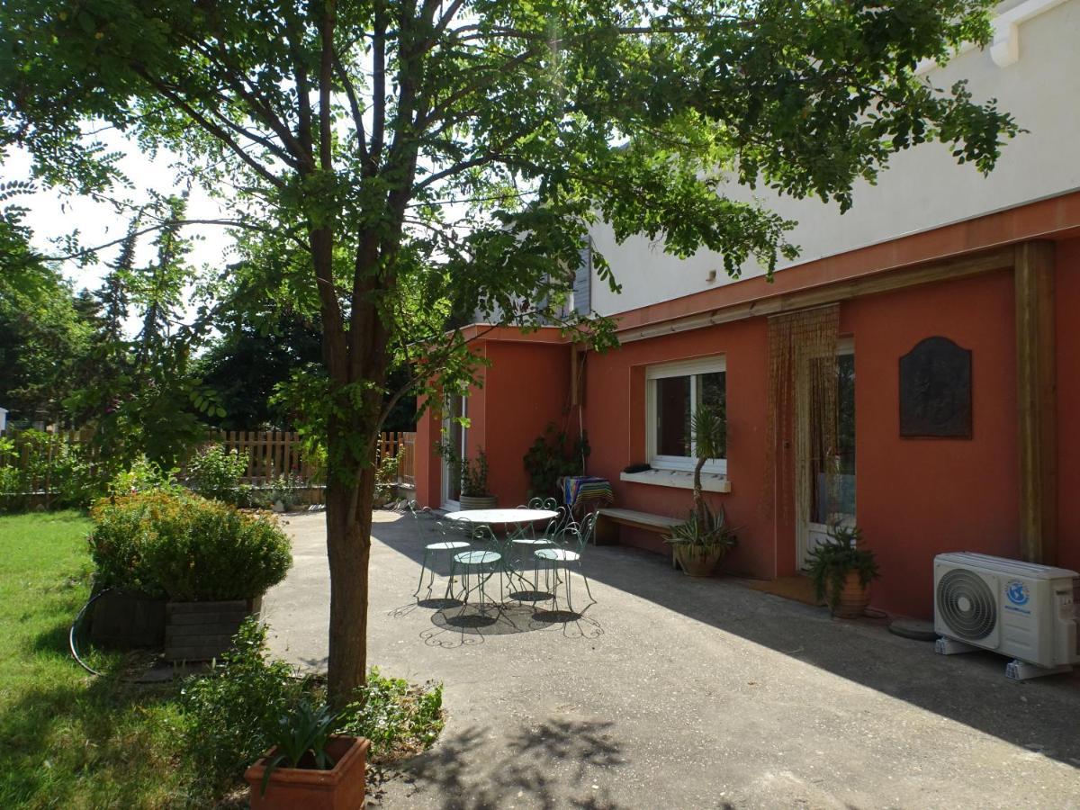 Domaine Du Petit Tournebelle Apartment Gruissan Bagian luar foto