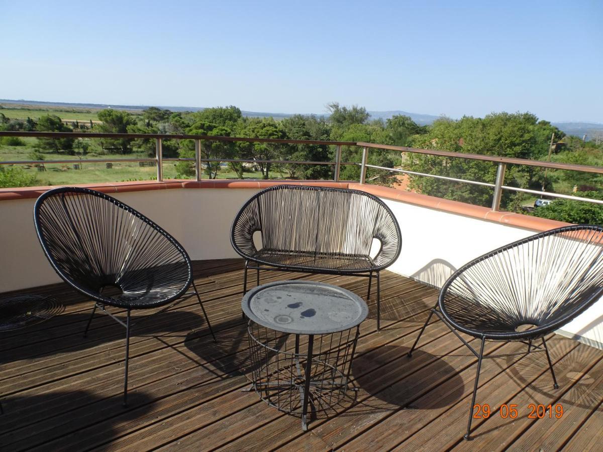 Domaine Du Petit Tournebelle Apartment Gruissan Bagian luar foto
